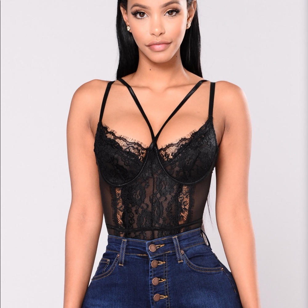 Fashion Nova lace bodysuit